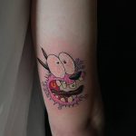 színes tetoválás alkar budapesti szalon, colorful tattoo forearm in budapest salon