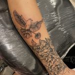 virág galamb tetoválás, flower dove tattoo
