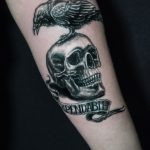 koponya holló tetoválás, skull raven tattoo