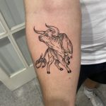 bika tetoválás, bull tattoo