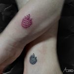 málna gyümölcs tetoválás, raspberry fruit tattoo