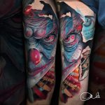 színes realisztikus reál bohóc kar tetoválás Budapest, colorful realistic real clown arm tattoo Budapest